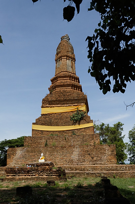 Wat Chedi Klang Thung-003